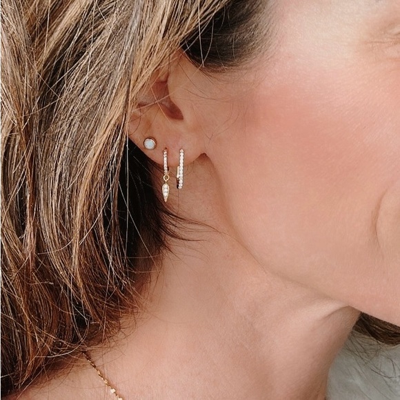 Huggies Pave Huggies Gold High Quality Pave Spike Huggies Dainty Earrings CUTE!! - Picture 2 of 8